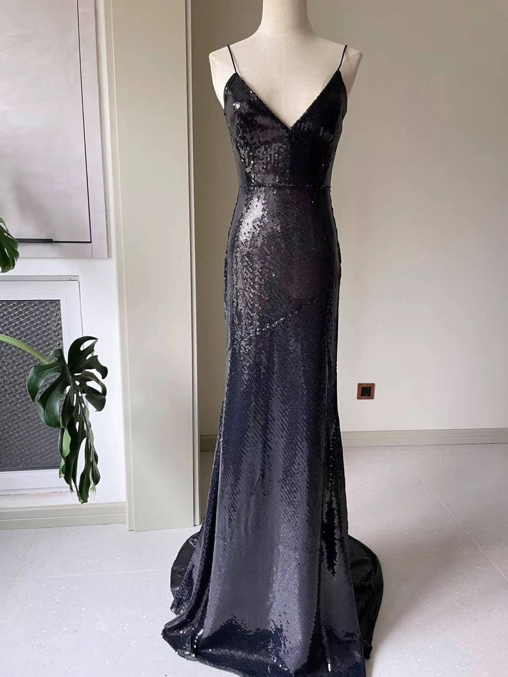 NWOT Alex Perry Navy Sequin Slip Gown, Size US 6